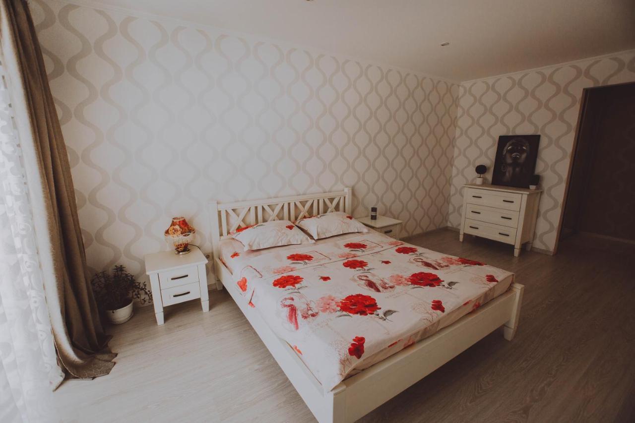 Standard Plus Apartment Poltava Extérieur photo